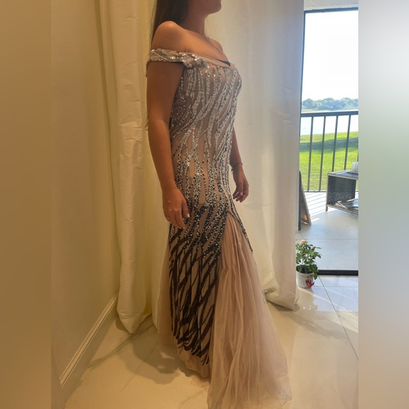 Event prom dress - Picture 2 of 5